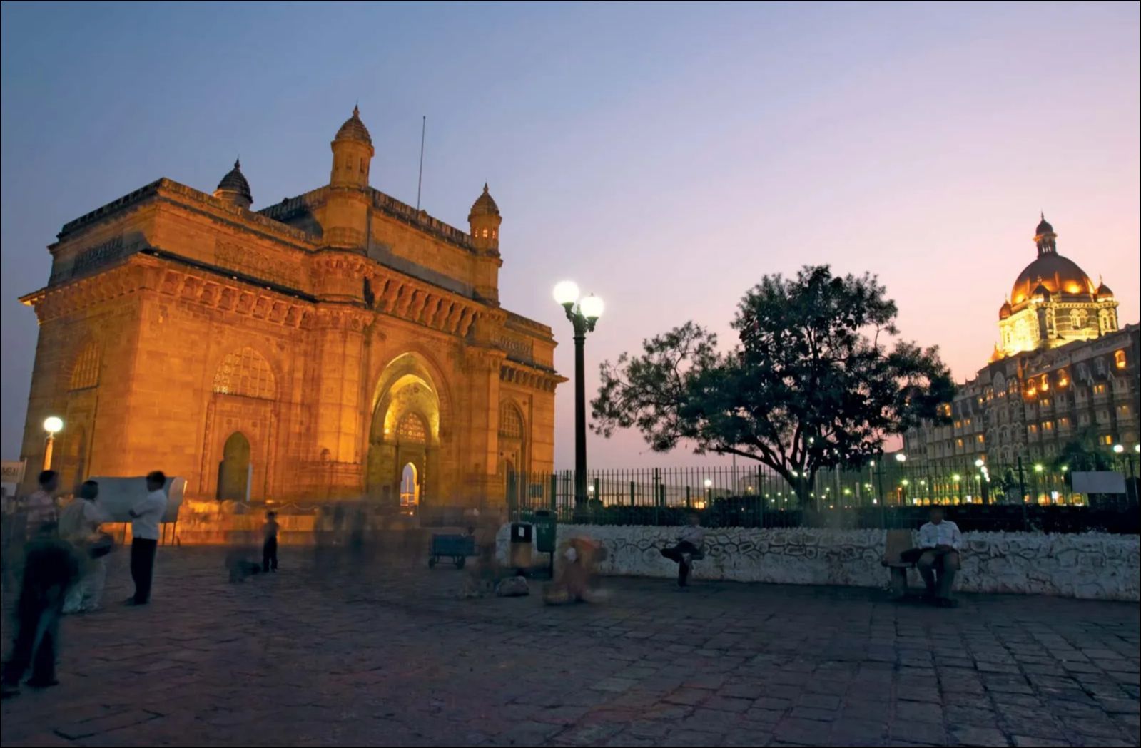 Top 10 Honeymoon Destinations in Mumbai